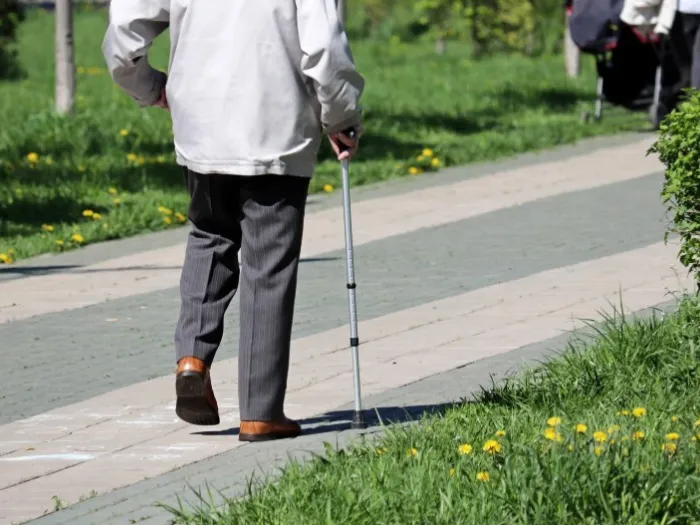 wandelen met kruk